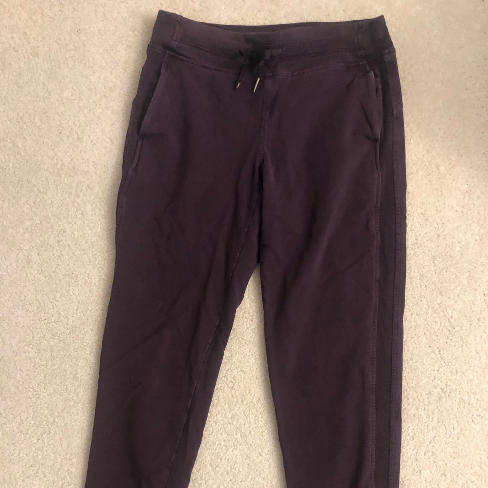 Lululemon pants